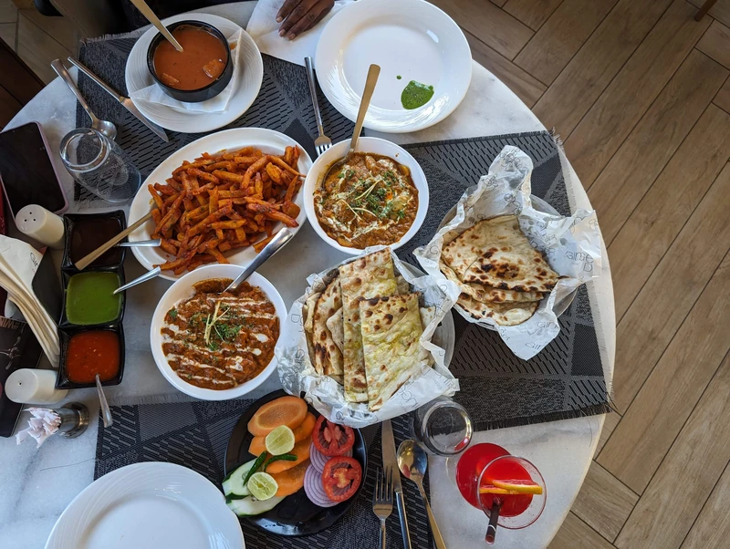 Red Ginger — image 4
