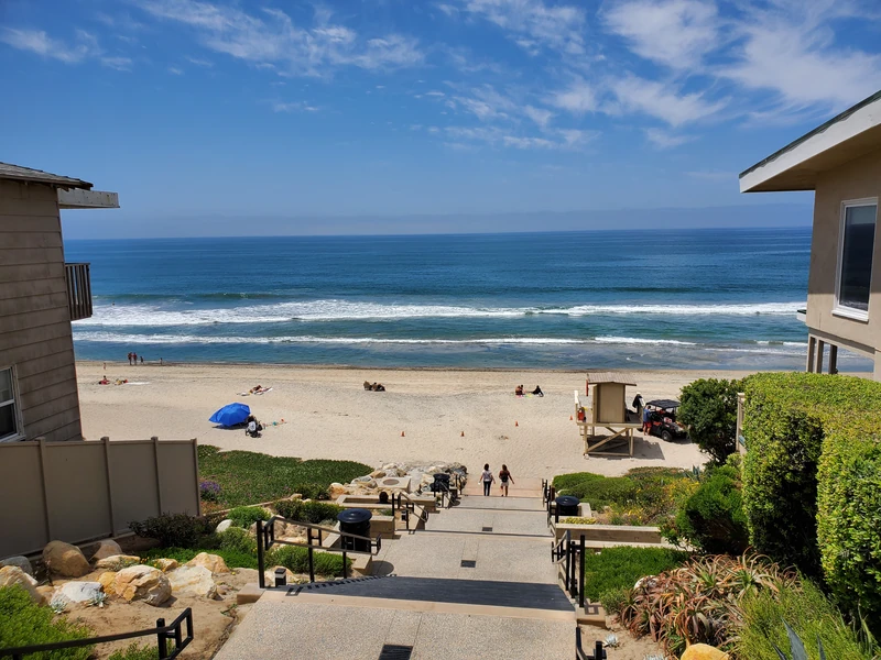 Ocean Palms Beach Resort Carlsbad Beach — image 8