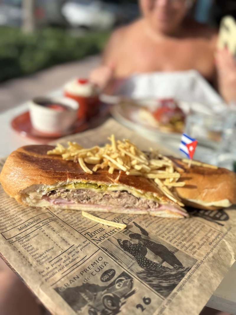 Esquina Cubana | Cuban Restaurant Miami Beach — image 3