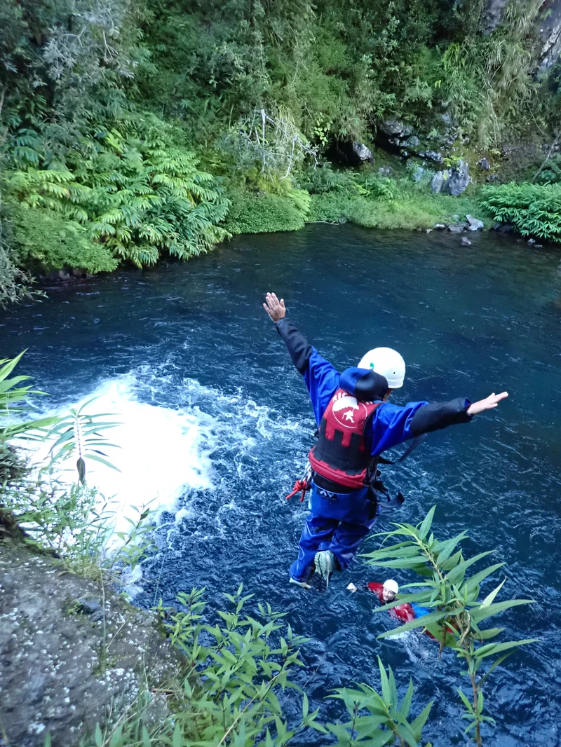Canyon Adventure, Canyoning Reunion Island — image 2