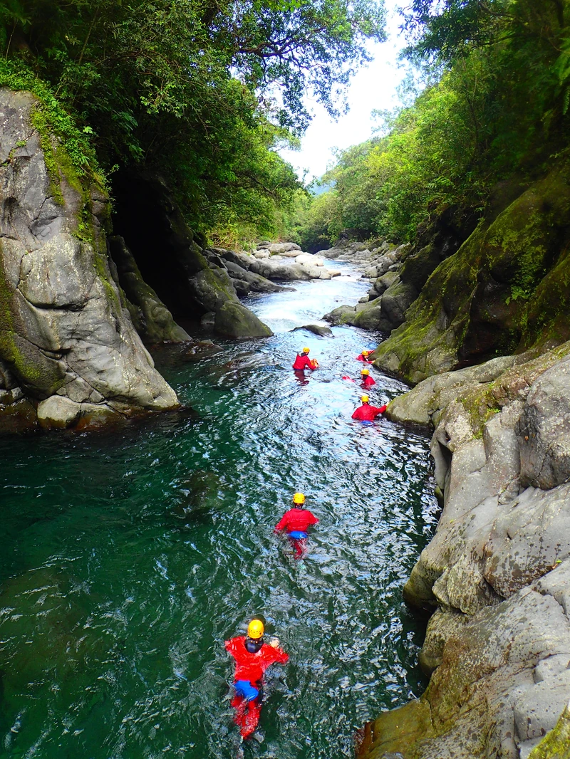 Canyon Adventure, Canyoning Reunion Island — image 7