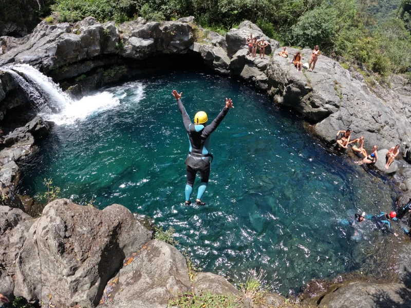 Canyon Adventure, Canyoning Reunion Island — image 9