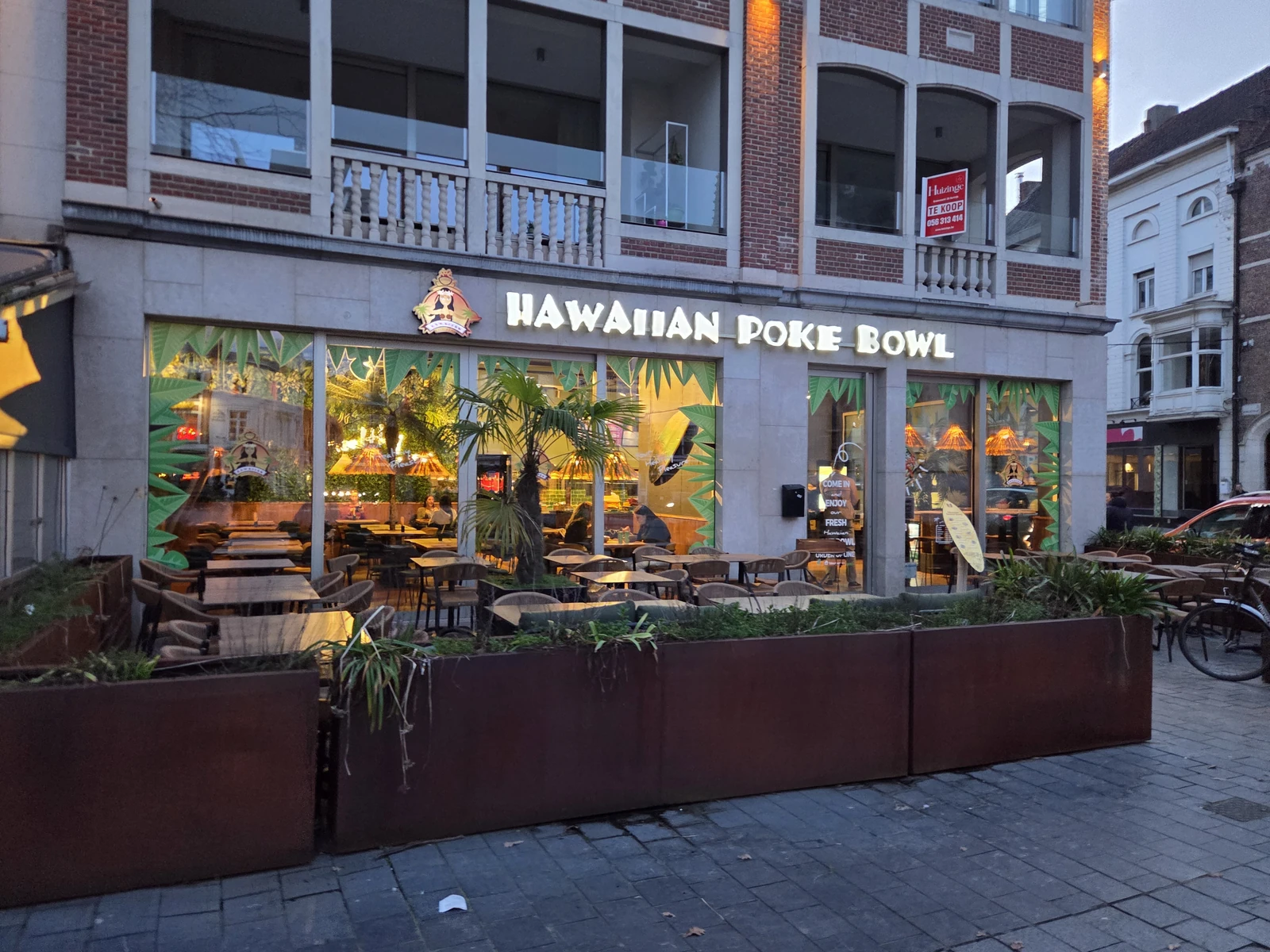 Hawaiian Poké Bowl - Courtrai City Center