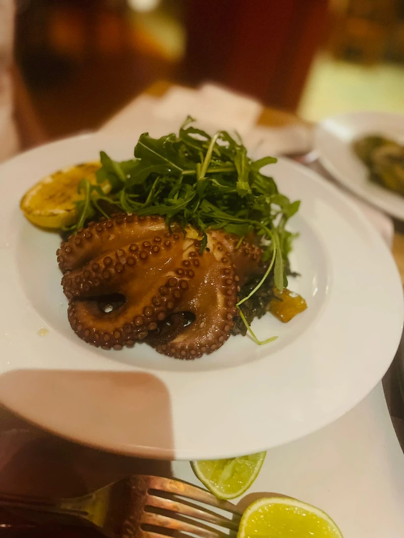 Catedral Restaurant — image 3