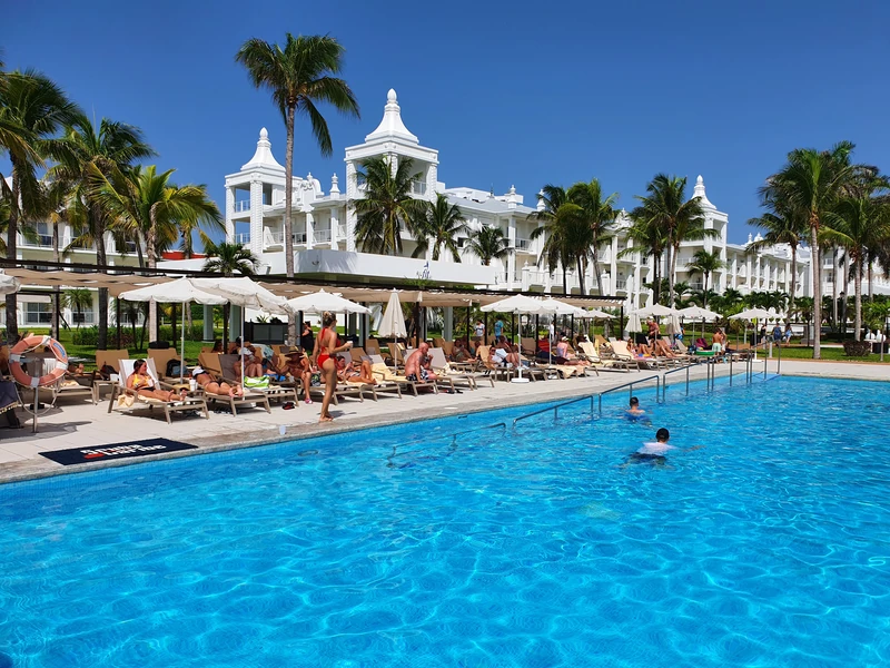 Hotel Riu Palace Riviera Maya — image 9
