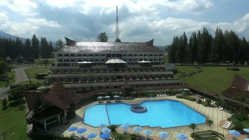 Hotel Niagara Parapat — image 3