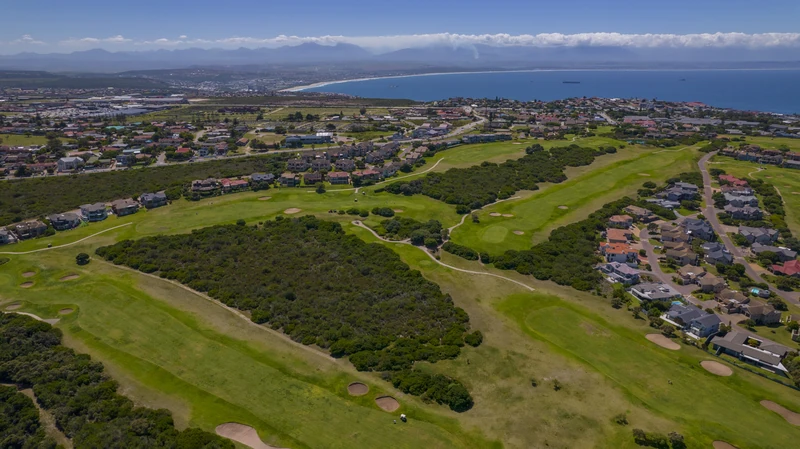 Pinnacle Point Golf Club — image 10