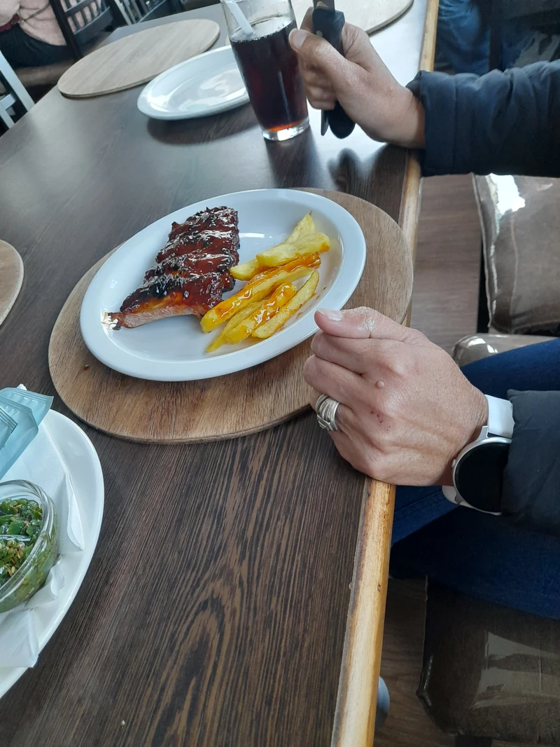 San Fernando's Grillhouse & Woodfired Pizzeria — image 8