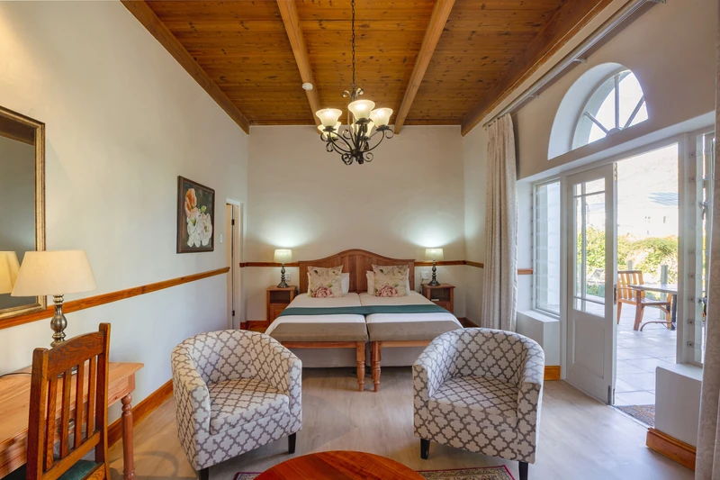 Montagu Country Hotel — image 4